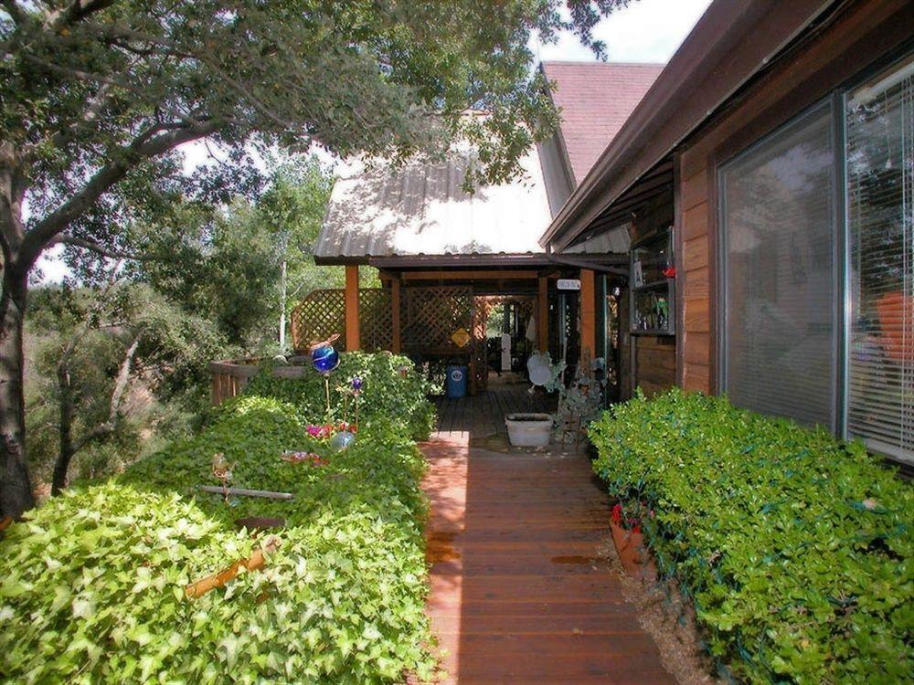 Wikiup Hummingbird Hotel Julian Luaran gambar