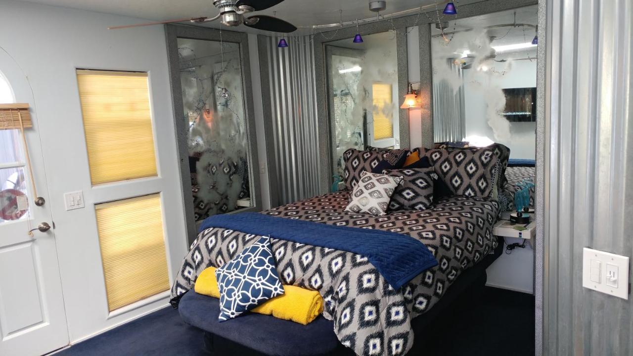 Wikiup Hummingbird Hotel Julian Luaran gambar